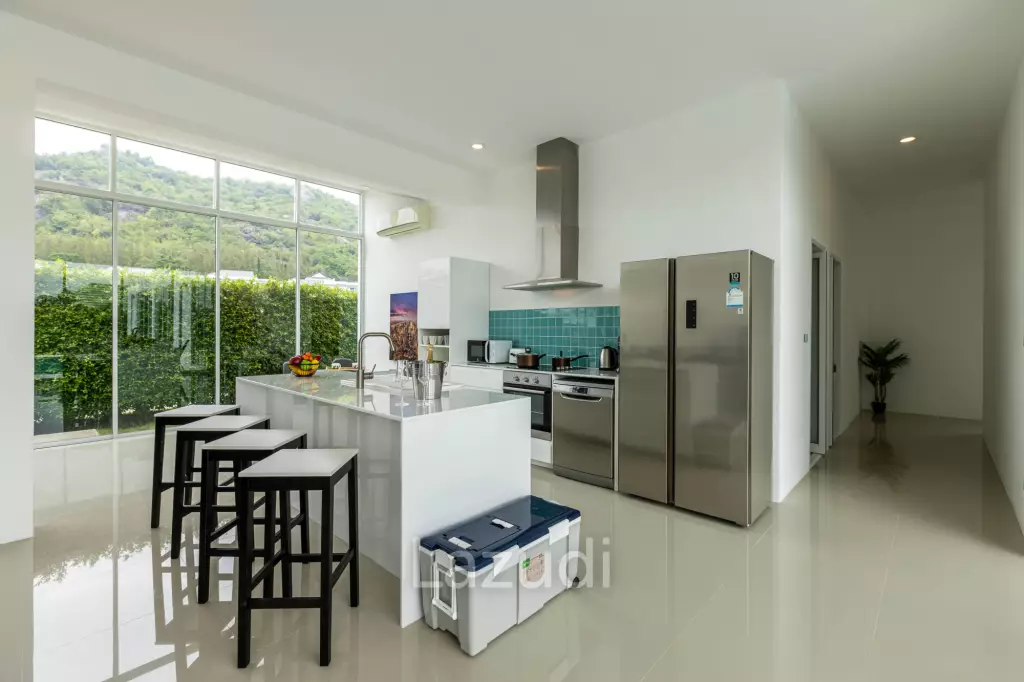 Modern 4 Bedroom Pool Villa (KH-A5)