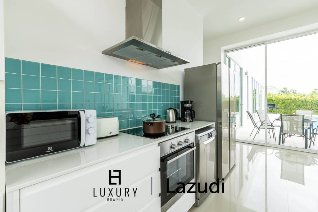 โมเดิร์นพูลวิลล่า 4 ห้องนอน พร้อมดาดฟ้าชมวิว (KH-A5)