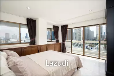 150 sqm 3 Bed Condo on High Floor in Khlong Toei Nuea Bangkok