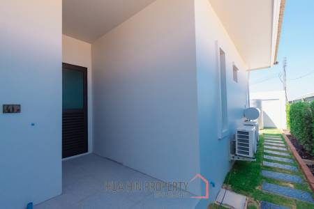 311 sqm pool villa in La Vallee Raintree Residence Hua Hin - Villa Celeste