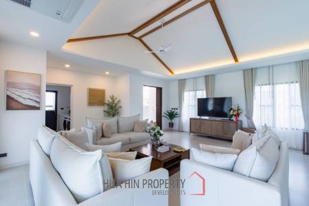 311 sqm pool villa in La Vallee Raintree Residence Hua Hin - Villa Celeste