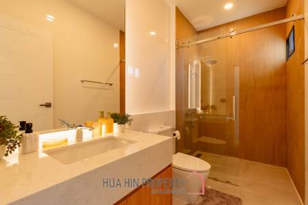 311 sqm pool villa in La Vallee Raintree Residence Hua Hin - Villa Celeste