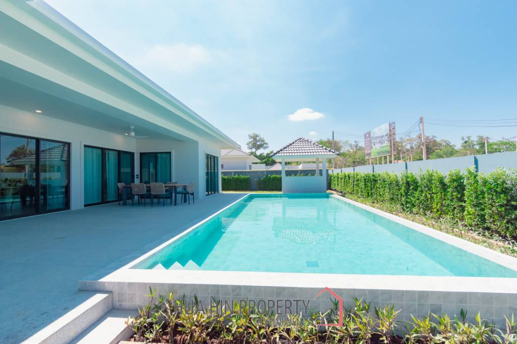 311 sqm pool villa in La Vallee Raintree Residence Hua Hin - Villa Celeste