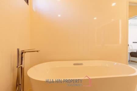 260 sqm modern pool villa in Thap Tai Hua Hin - Villa Serene