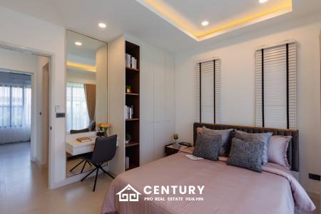 640 ตร.ม 3 เตียง 2 อาบน้ำ วิลล่า For ขาย