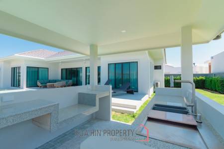 260 sqm modern pool villa in Thap Tai Hua Hin - Villa Serene