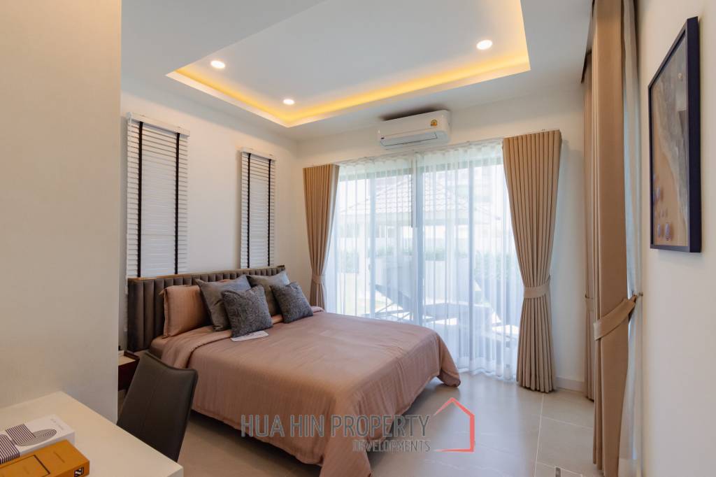 260 sqm modern pool villa in Thap Tai Hua Hin - Villa Serene