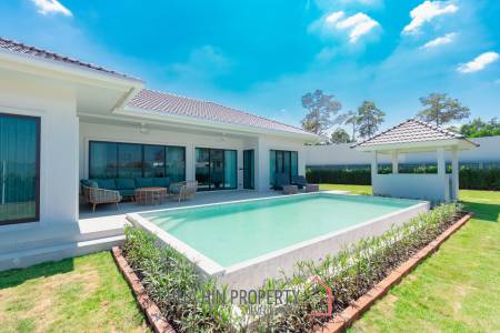 260 sqm modern pool villa in Thap Tai Hua Hin - Villa Serene