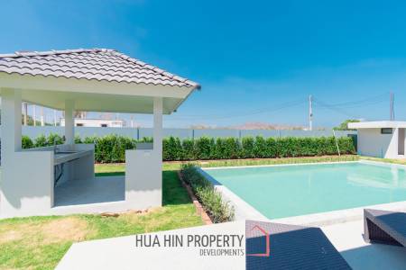 260 sqm modern pool villa in Thap Tai Hua Hin - Villa Serene