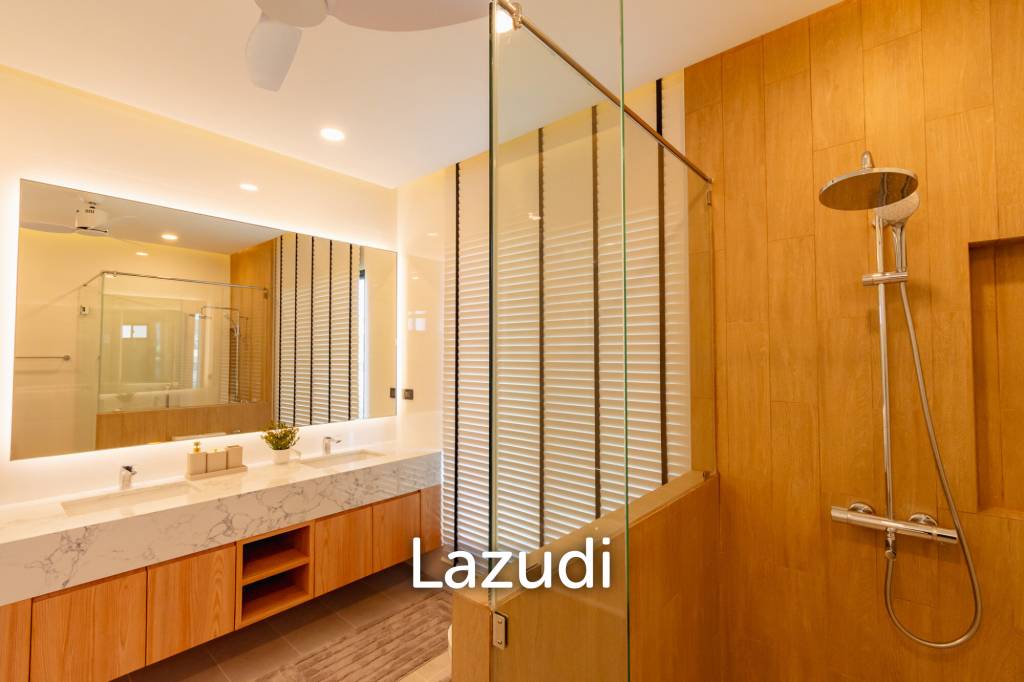 640 ตร.ม 3 เตียง 2 อาบน้ำ วิลล่า For ขาย