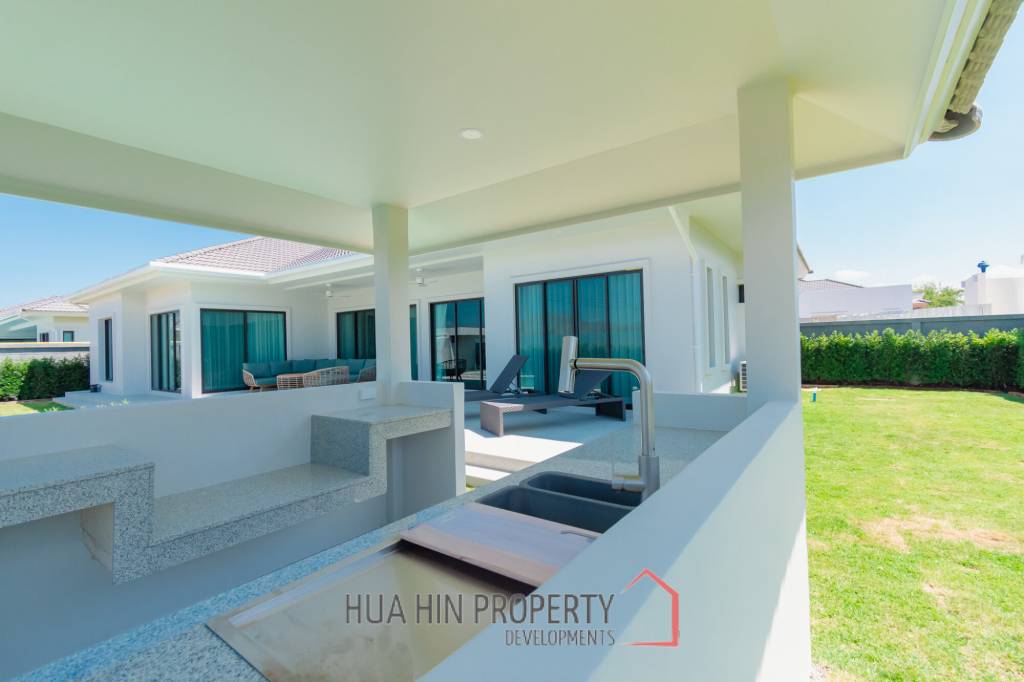 260 sqm modern pool villa in Thap Tai Hua Hin - Villa Serene