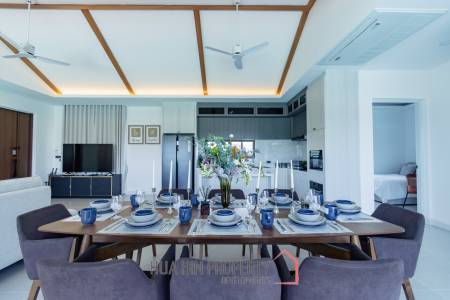 260 sqm modern pool villa in Thap Tai Hua Hin - Villa Serene