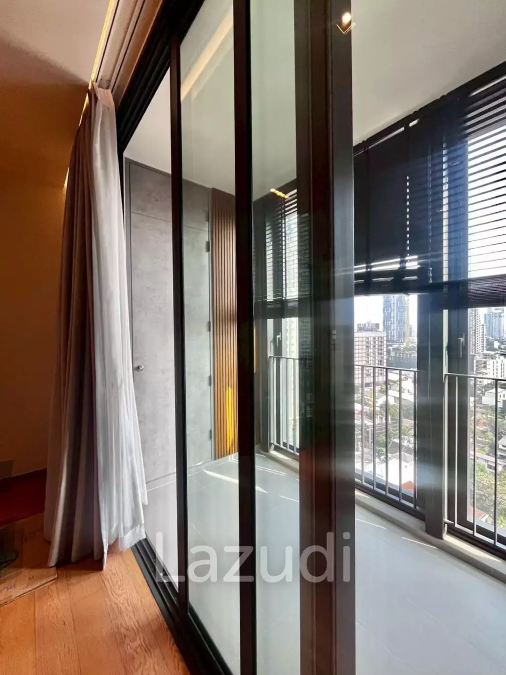 57 sqm 1 Bedroom Condo on 17th Floor at BEATNIQ Sukhumvit 32 Khlong Toei Bangkok