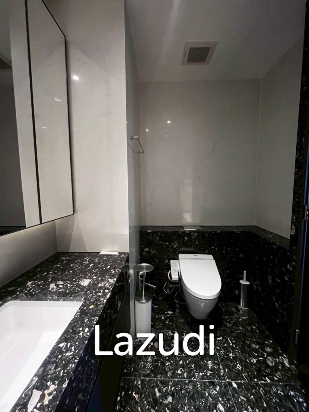 57 sqm 1 Bedroom Condo on 17th Floor at BEATNIQ Sukhumvit 32 Khlong Toei Bangkok