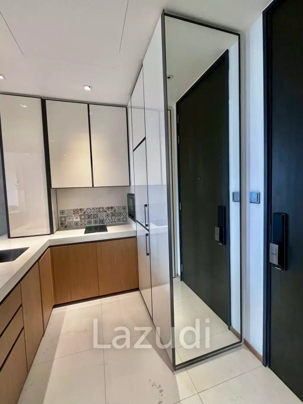 57 sqm 1 Bedroom Condo on 17th Floor at BEATNIQ Sukhumvit 32 Khlong Toei Bangkok