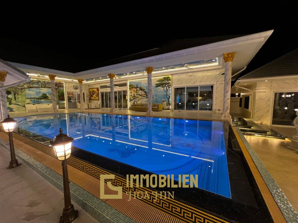 Luxus Villa / moderne Technoligie / 6 Schlafzimmer + 7 Bäder