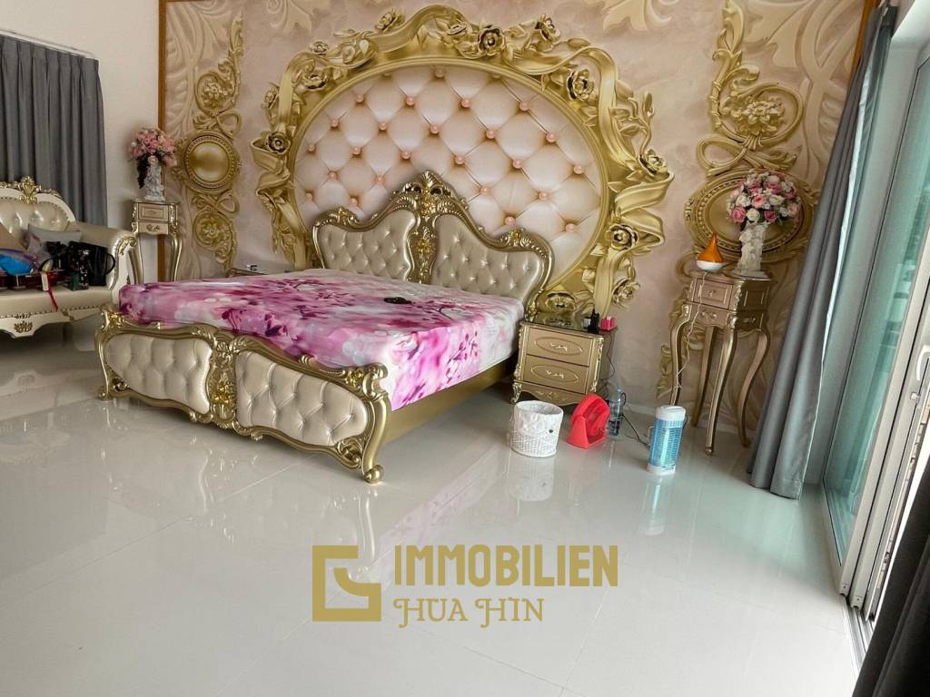 Luxus Villa / moderne Technoligie / 6 Schlafzimmer + 7 Bäder