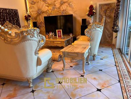 Luxus Villa / moderne Technoligie / 6 Schlafzimmer + 7 Bäder