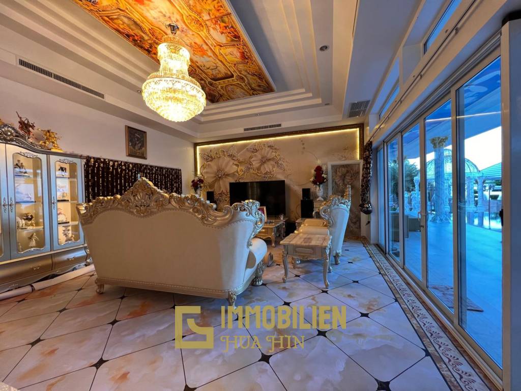 Luxus Villa / moderne Technoligie / 6 Schlafzimmer + 7 Bäder