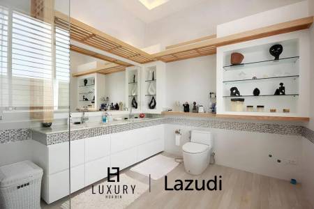 BOUTIQUE ULTRA-LUXURY SMART VILLA IN SEABREEZE VILLAS, 6 BED