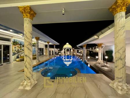 Luxus Villa / moderne Technoligie / 6 Schlafzimmer + 7 Bäder