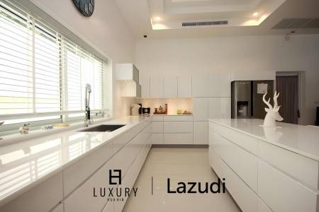 BOUTIQUE ULTRA-LUXURY SMART VILLA IN SEABREEZE VILLAS, 6 BED