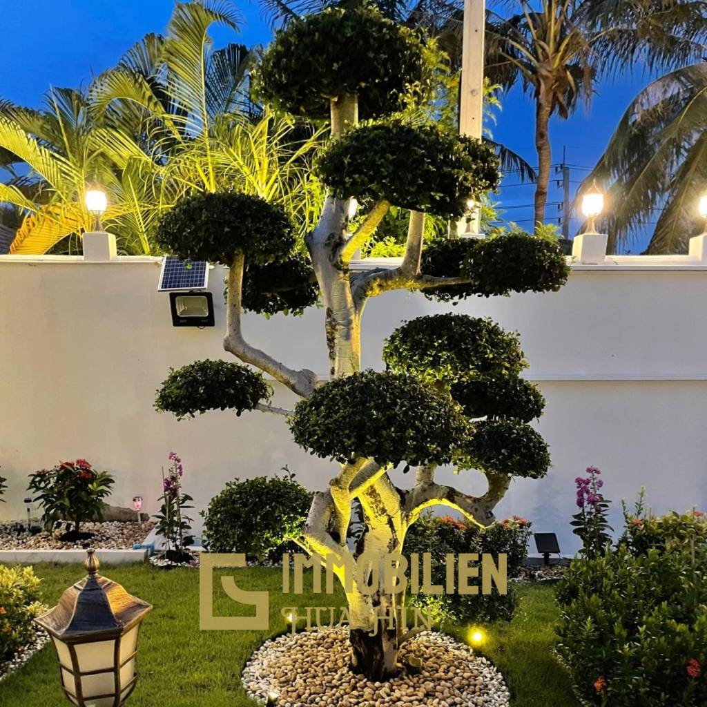 Luxus Villa / moderne Technoligie / 6 Schlafzimmer + 7 Bäder