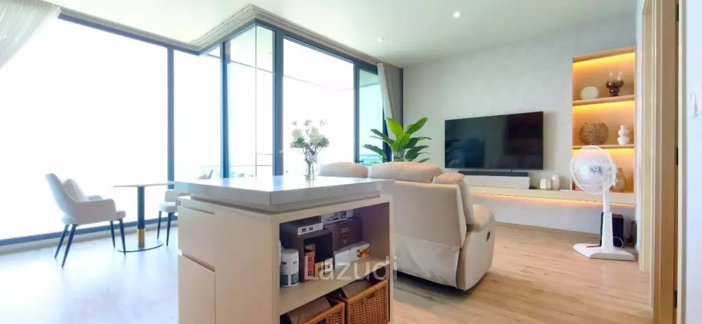 Ultra-Luxury 2BR for Sale AROM Wongamat Pattaya