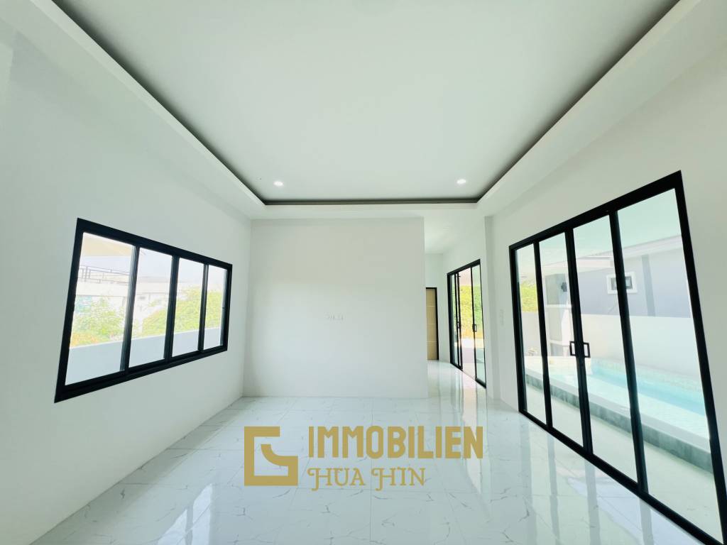 Частный бассейн / 3 спальни / без мебели