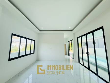 Частный бассейн / 3 спальни / без мебели