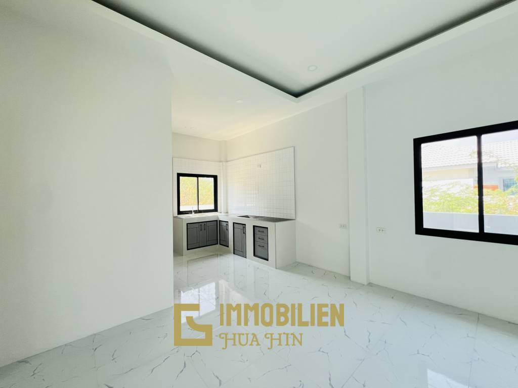 Частный бассейн / 3 спальни / без мебели