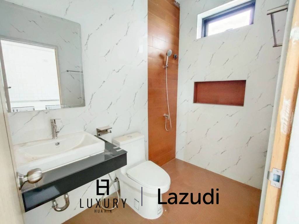 123 sqm Modern Pool Villa for Sale in Hua Hin