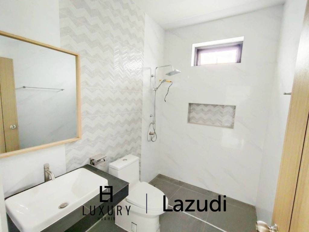 123 sqm Modern Pool Villa for Sale in Hua Hin