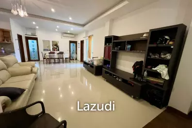 Grand 7-Bedroom Pool Villa for Sale Tropicana Pool Village