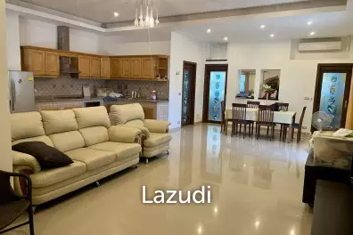 Grand 7-Bedroom Pool Villa for Sale Tropicana Pool Village