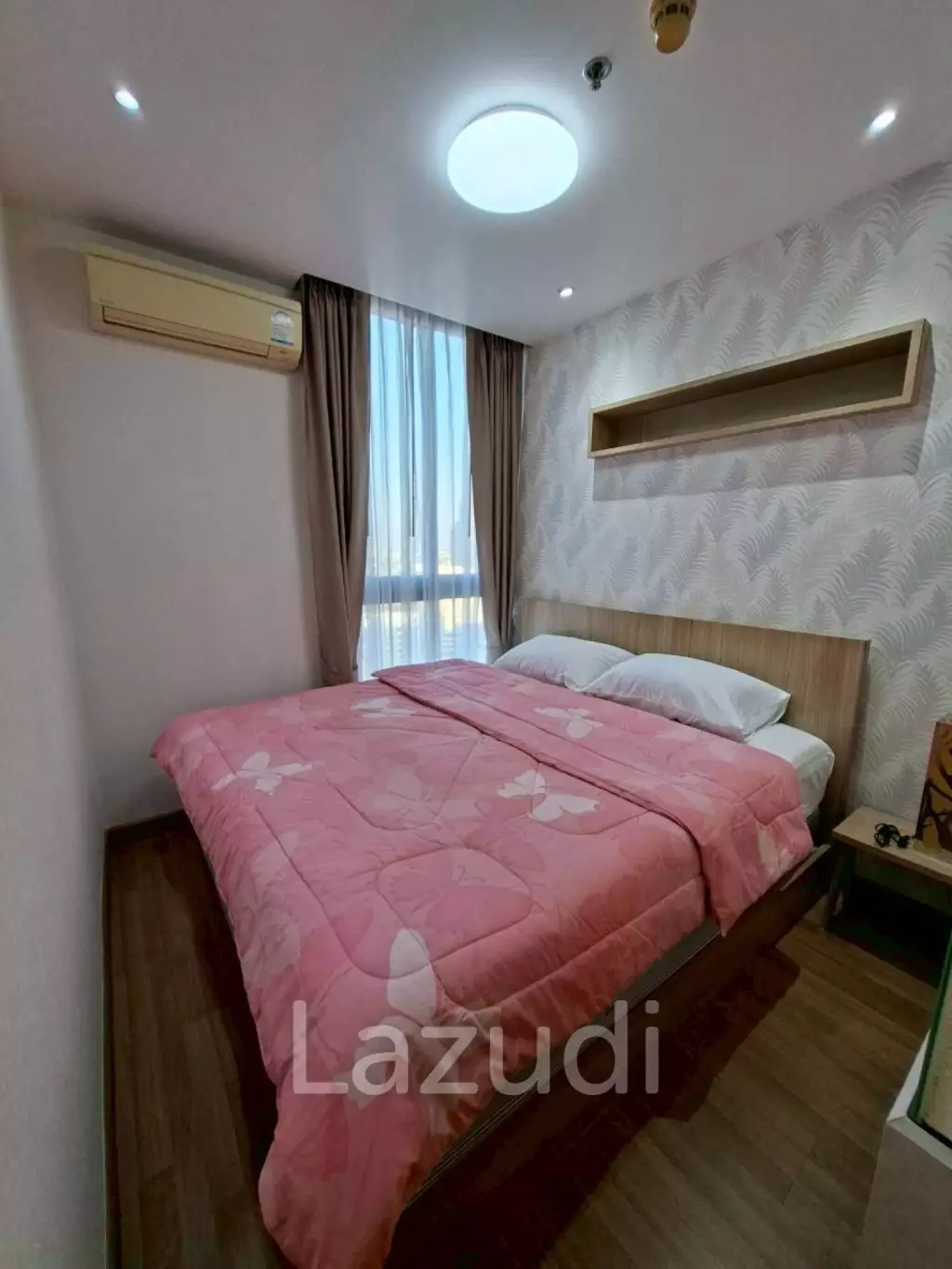 30.5 sqm high floor condo Ideo Mix Sukhumvit 103 Bangna Bangkok