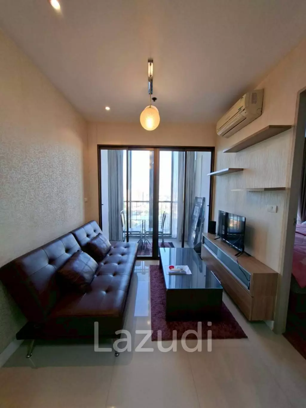 30.5 sqm high floor condo Ideo Mix Sukhumvit 103 Bangna Bangkok