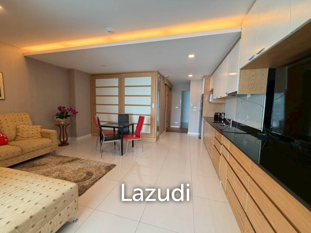 Spacious 1-Bedroom for Rent Beachfront Jomtien Residence