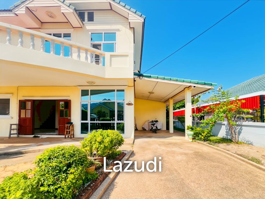 267 sqm 4-Bed Pool Villa in Tropical Hill Hua Hin