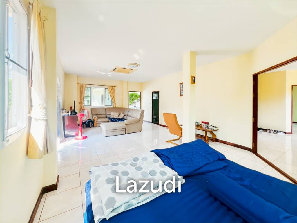 267 sqm 4-Bed Pool Villa in Tropical Hill Hua Hin