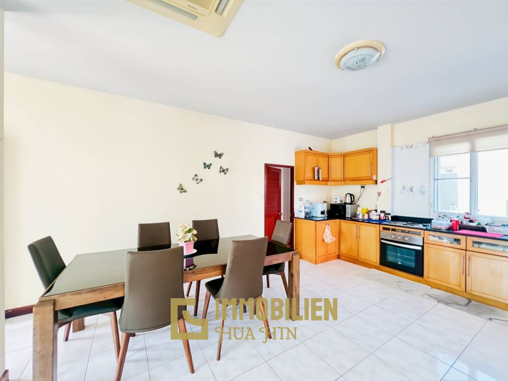 560 Kvm 4 Seng 3 Bad Villa for Salg