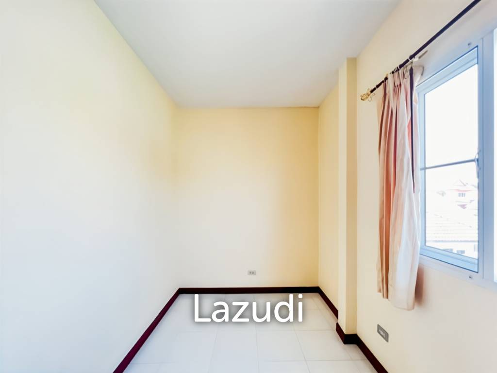 267 sqm 4-Bed Pool Villa in Tropical Hill Hua Hin