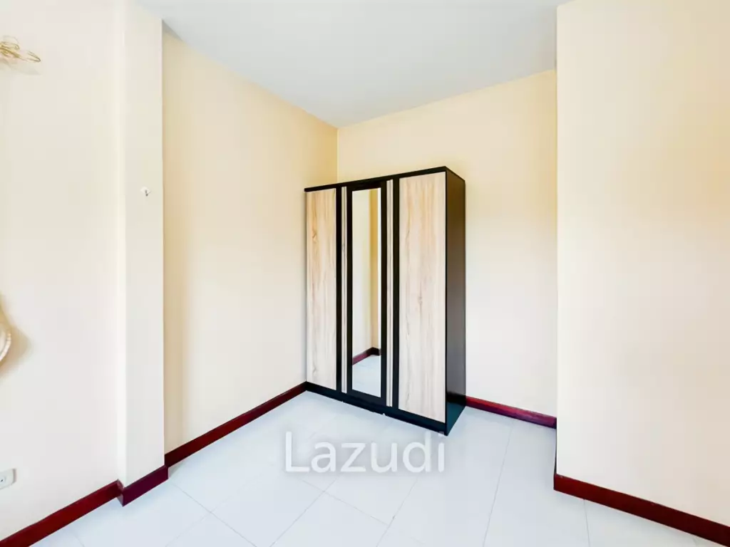267 sqm 4-Bed Pool Villa in Tropical Hill Hua Hin