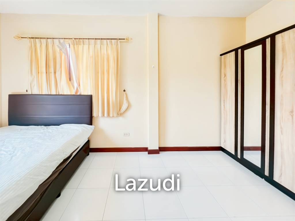 267 sqm 4-Bed Pool Villa in Tropical Hill Hua Hin