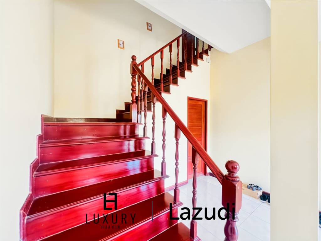 4 спальни / частный бассейн / участок 560 кв. м