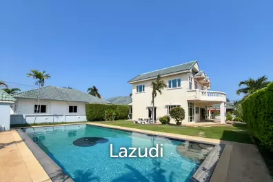 267 sqm 4-Bed Pool Villa in Tropical Hill Hua Hin