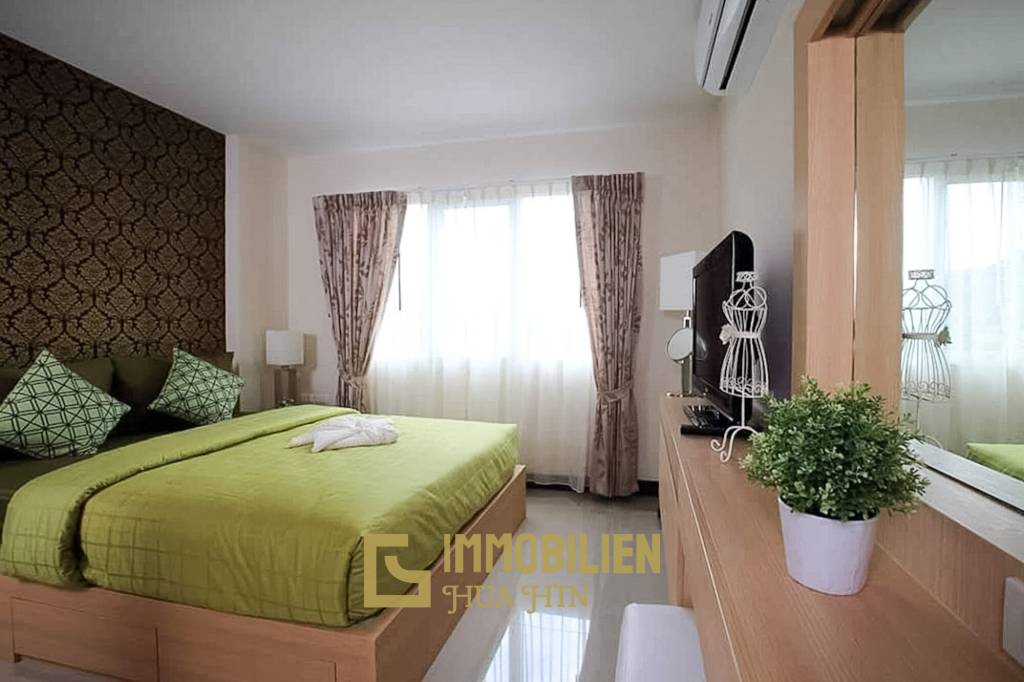 Жилая площадь 90 кв.м / 2 спальни / недалеко от города