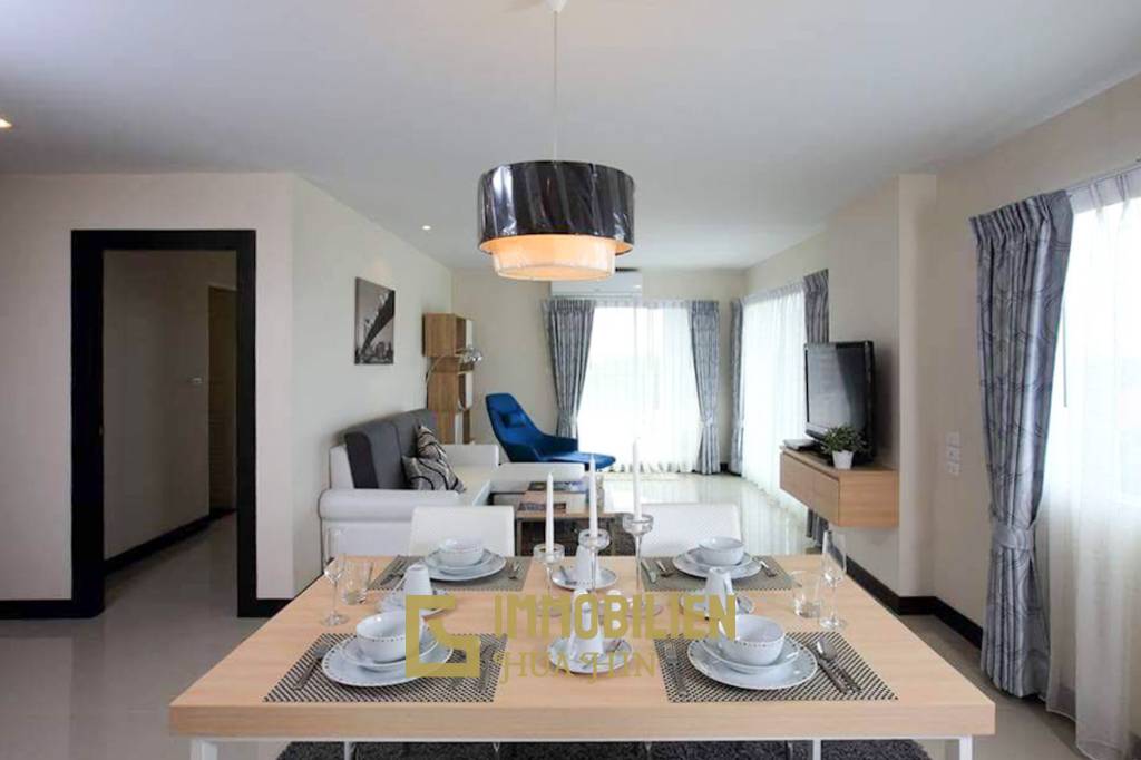 Жилая площадь 90 кв.м / 2 спальни / недалеко от города