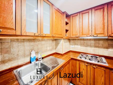 คอนโด 2 ห้องนอน ชั้นล่าง 105 ตร.ม. วิวสวนในบ้านแสนสราญ