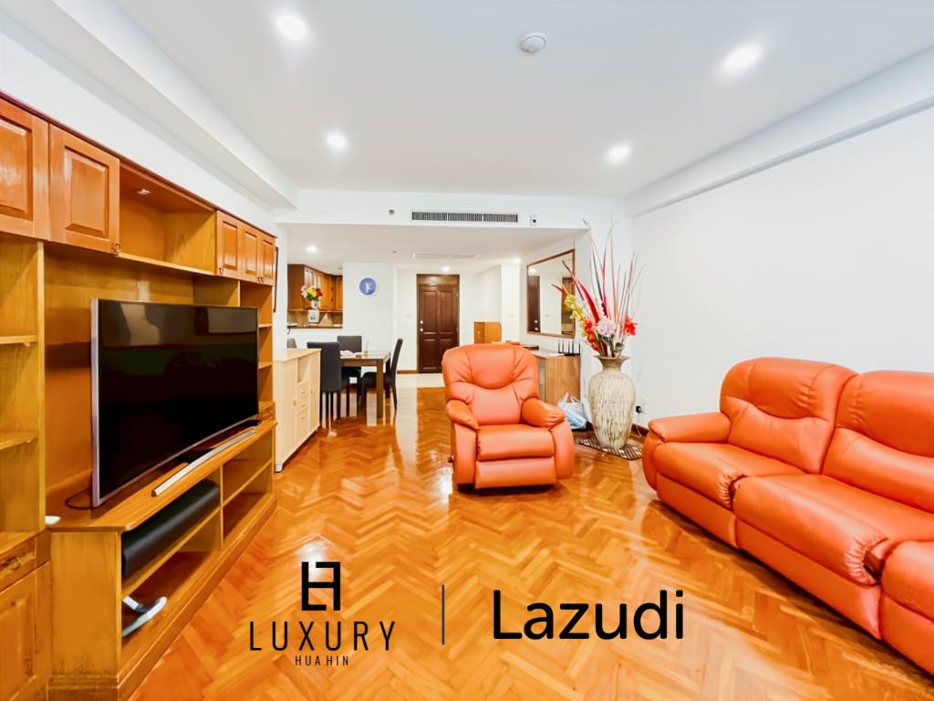 คอนโด 2 ห้องนอน ชั้นล่าง 105 ตร.ม. วิวสวนในบ้านแสนสราญ